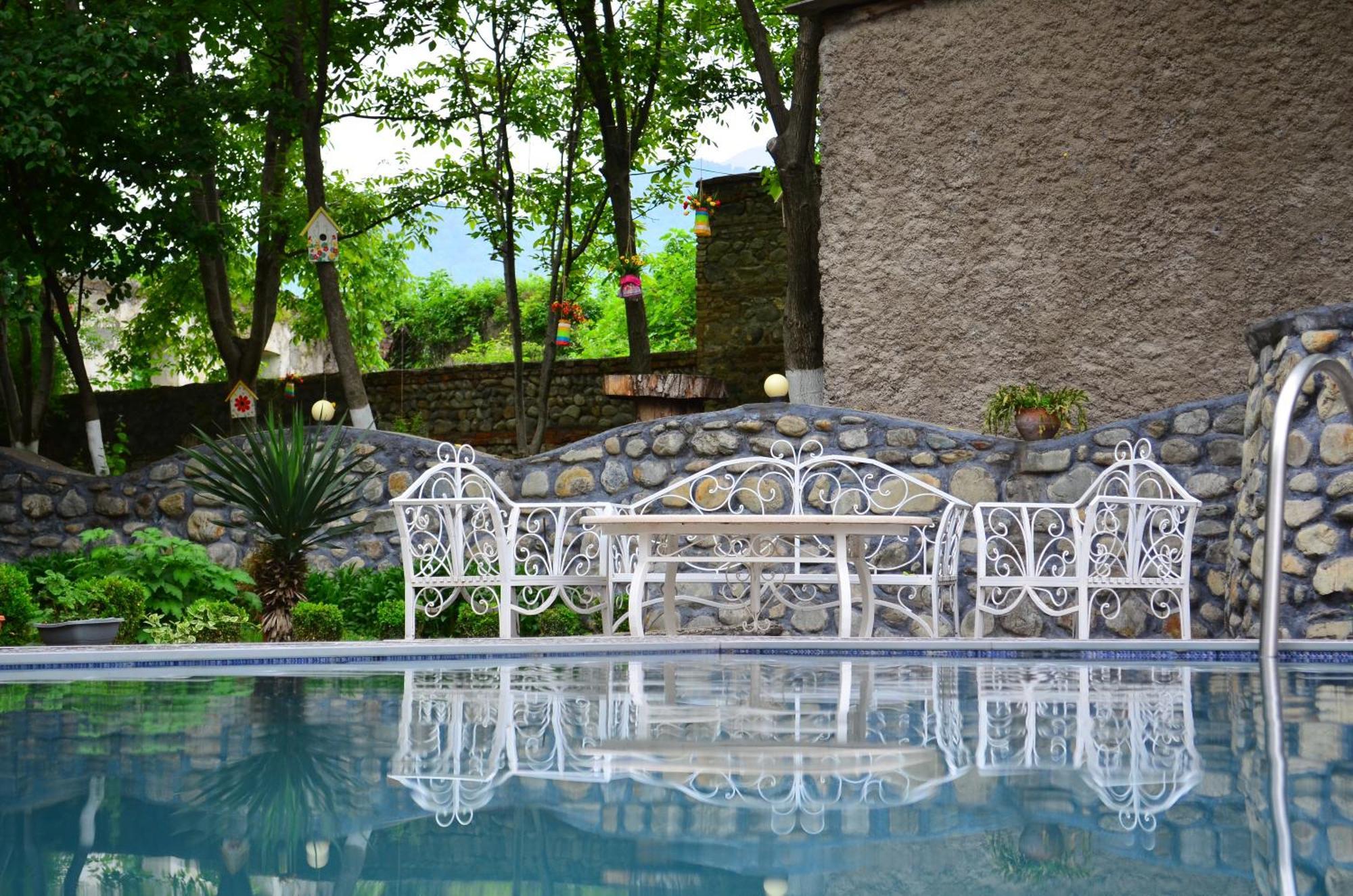 Family Hotel Lago & Wine Cellar 拉戈代希 外观 照片